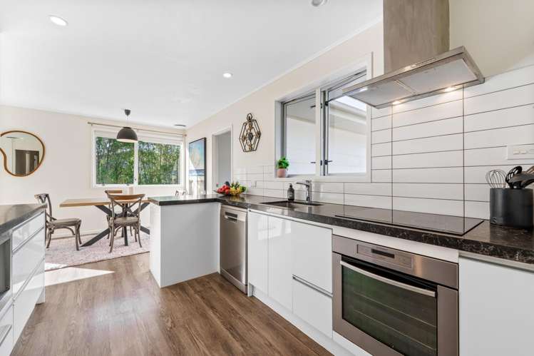 34 Freya Place Torbay_6