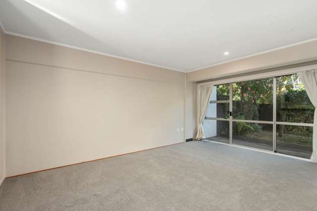 2/145 Howe Street Freemans Bay_2