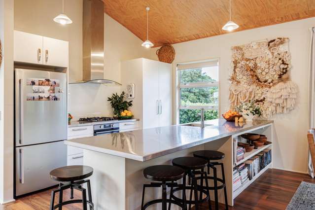 11 Tangitu Drive Waipatiki_3