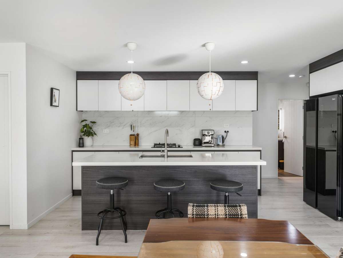 111 HILLPARK DRIVE_1