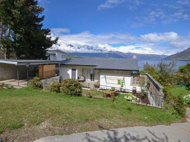 10 Lomond Crescent Queenstown_16