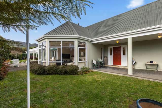 YOUR OPPORTUNITY IN THE GARDEN AREA