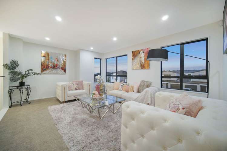 5 Uru Drive Flat Bush_18