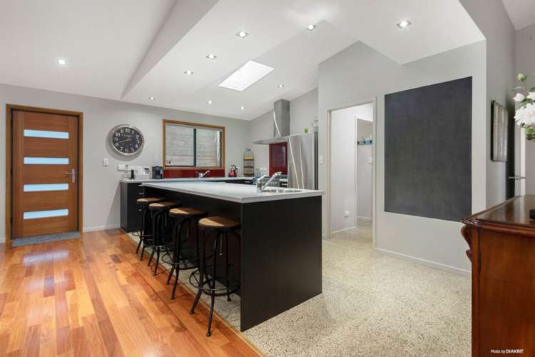 65 Kauri Point Road Laingholm_4