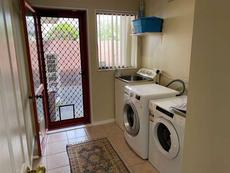 27 Glenross Drive Wattle Downs_15