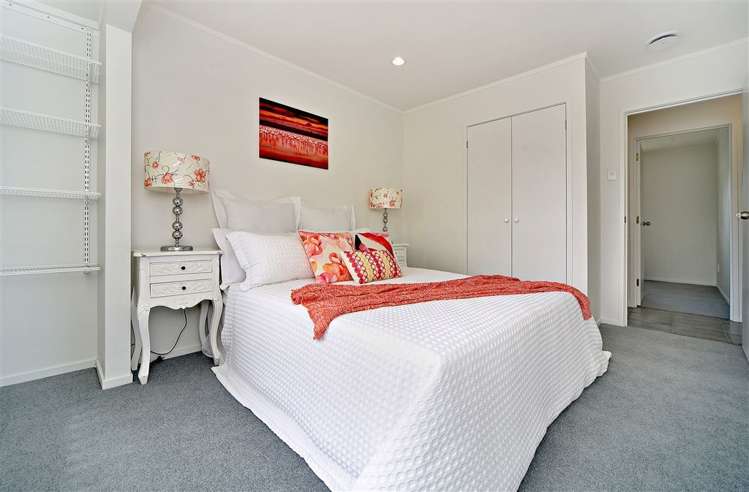 37 West Coast Road Glen Eden_9