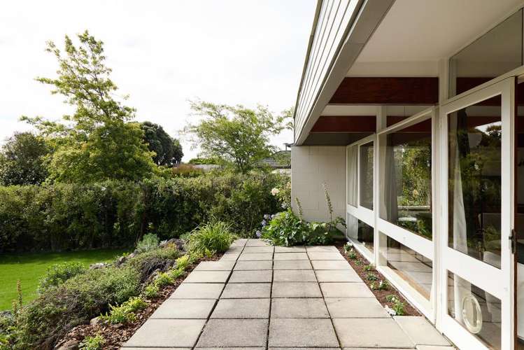 110 Huntsbury Avenue Huntsbury_6