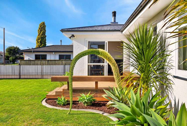 17 Hinton Road Taradale_14