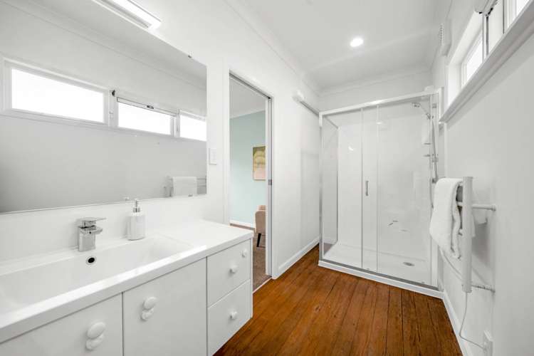 2/349 Glenfield Road Glenfield_17