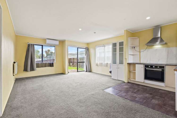 1/53 Maplesden Drive Clendon Park_2