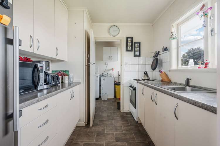 43 Flanshaw Road Te Atatu South_7