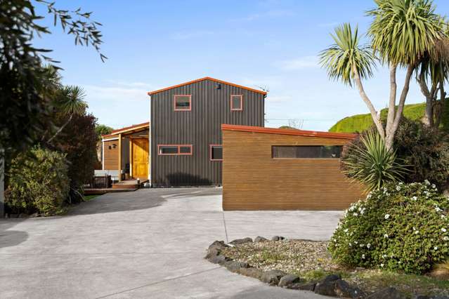 Coastal Living with Flexible Options