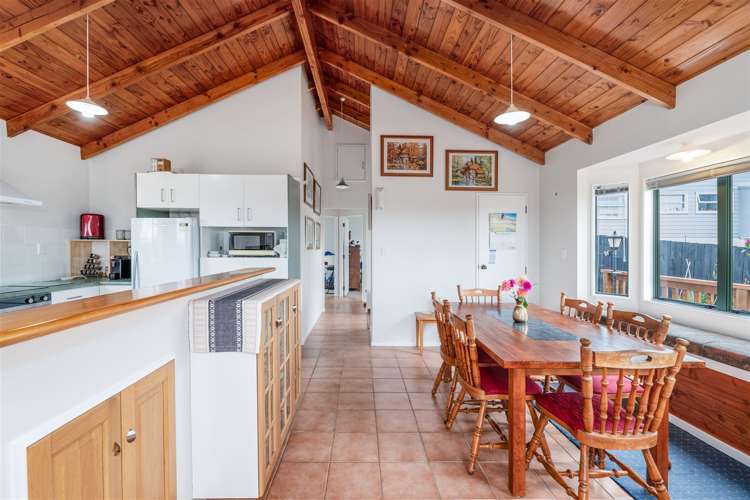 1/204 Sturges Road Henderson_8