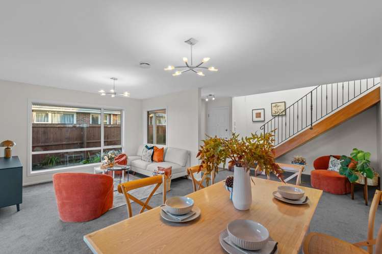 2/11 Powell Crescent_2