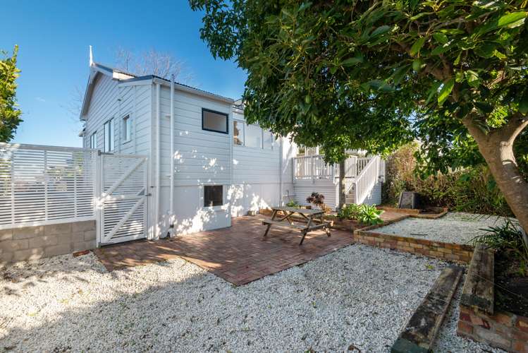 529 New North Road Kingsland_24