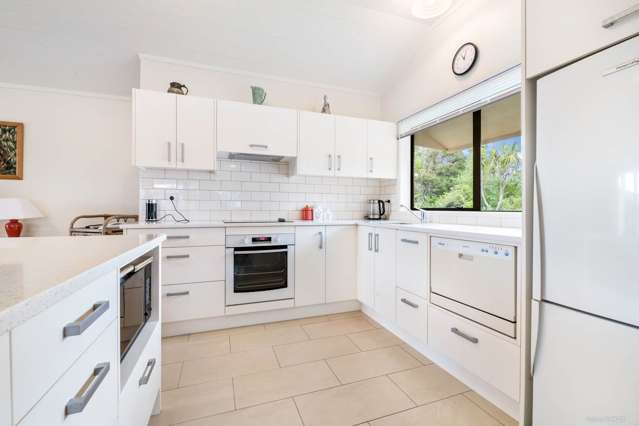 228 Centreway Road Orewa_2