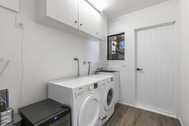 168 Carter Road Oratia_13