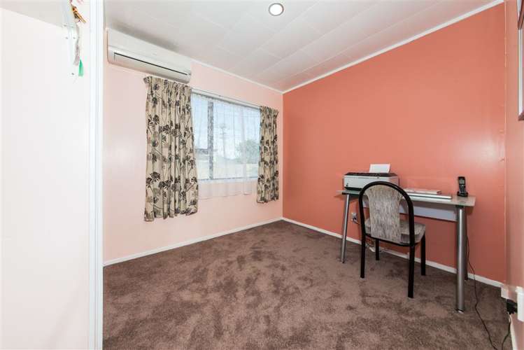 79 Bruce Mclaren Road Henderson_12