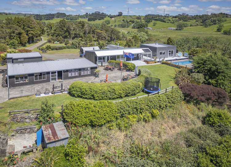 81 Ti Tree Way Hunua_37