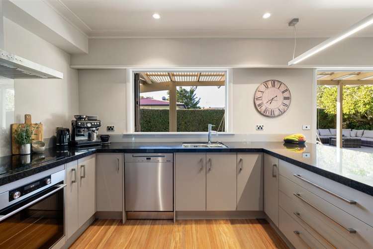 362 River Road Claudelands_10