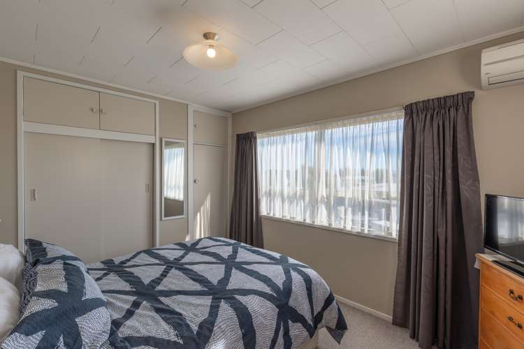 14 Cornwall Place Stoke_11