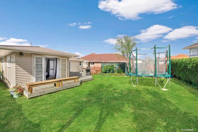 5 Covic Avenue Blockhouse Bay_4