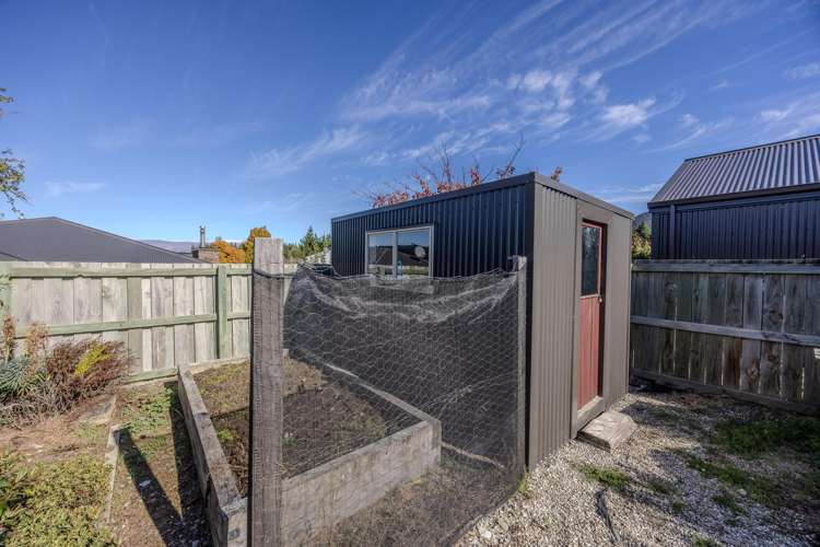 20 Bell Street Lake Hawea_19