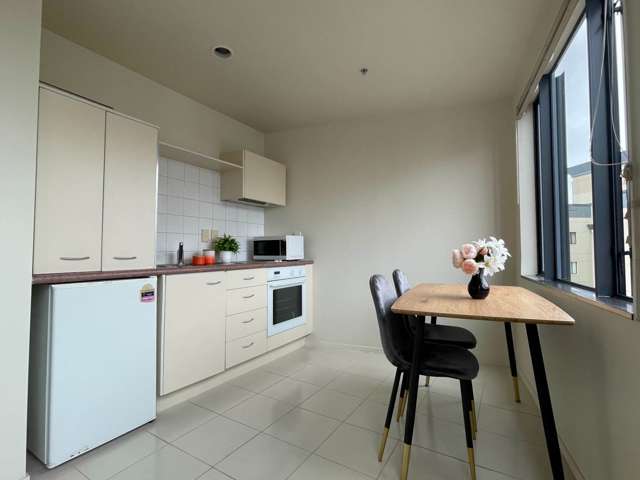 1404/33 Mount Street City Centre_3