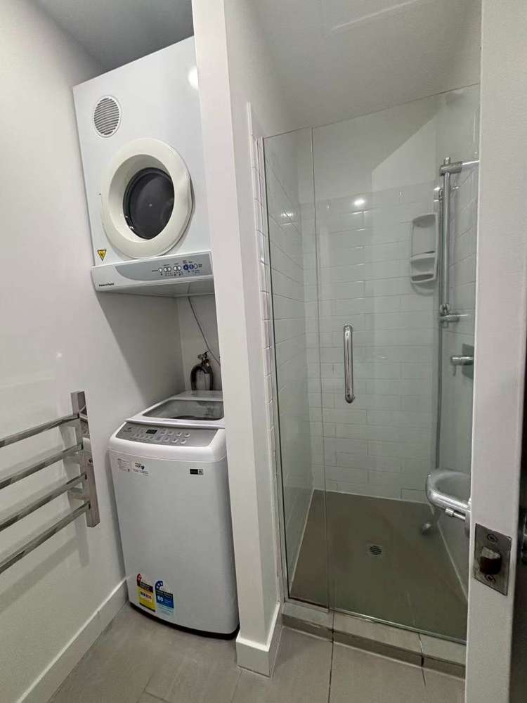 1111/6 Lorne Street City Centre_6