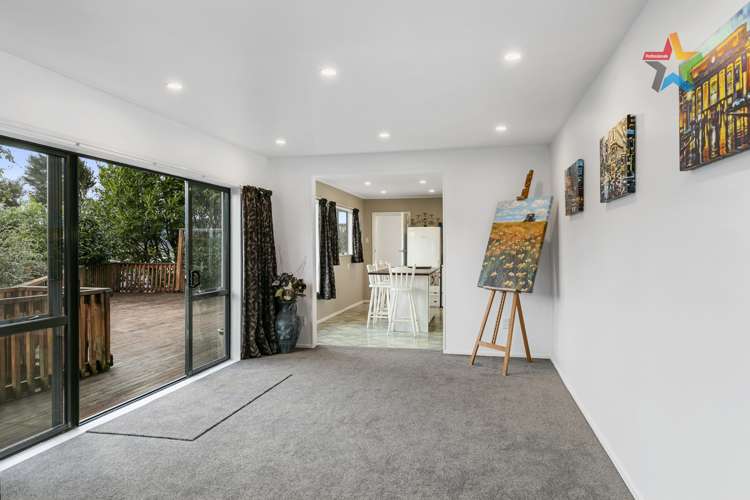 14 Bull Avenue Wainuiomata_6