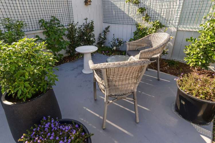 14 Foley Grove Pyes Pa_19