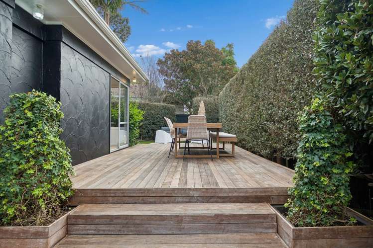 2/7 Hanlon Crescent Devonport_12