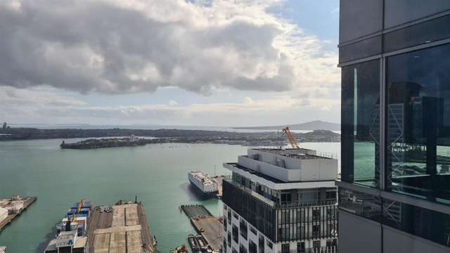 CBRE - Vibrant Vero Office Space