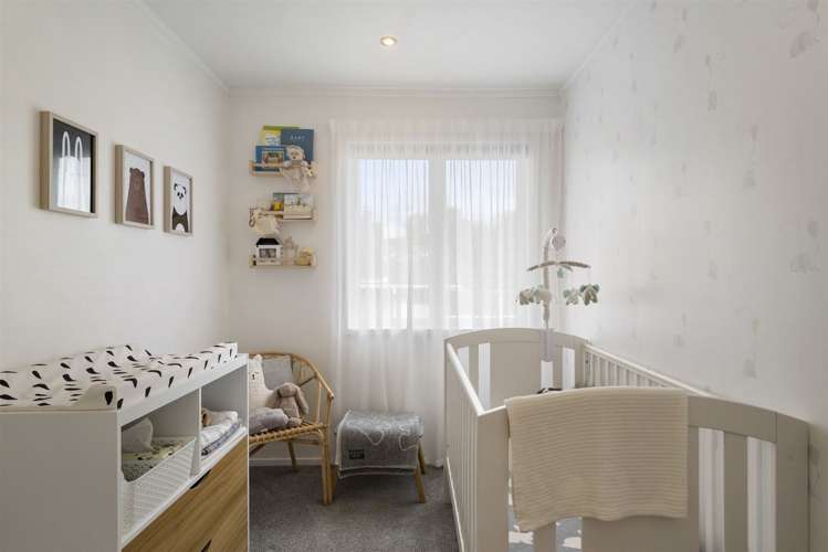 102 Park Hill Road Birkenhead_10