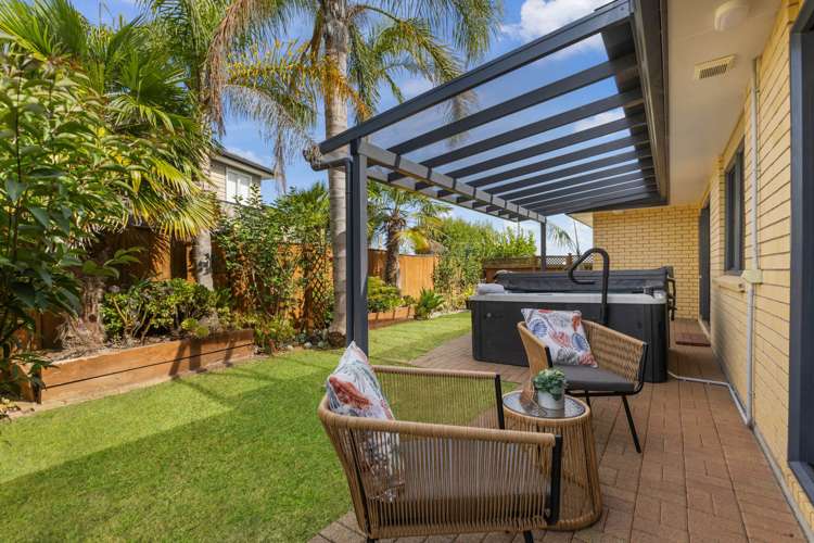 50 Aberdeen Crescent Wattle Downs_18