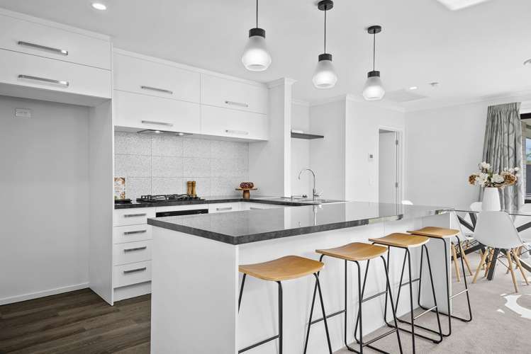 33 Whitburn Avenue_4