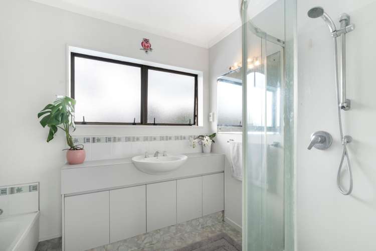 2A Takahe Street Tikipunga_13