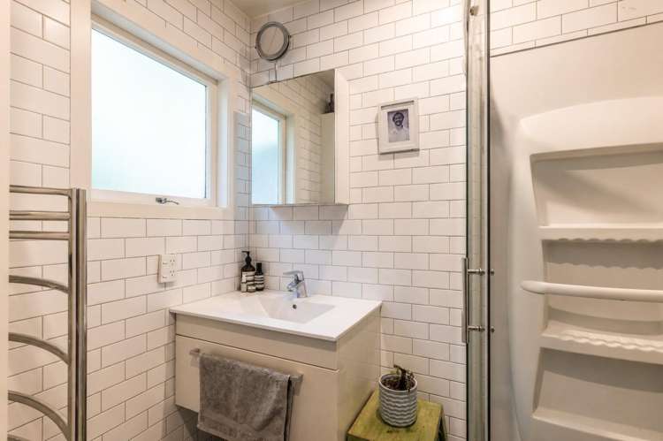 22 Lannan Road Surfdale_8