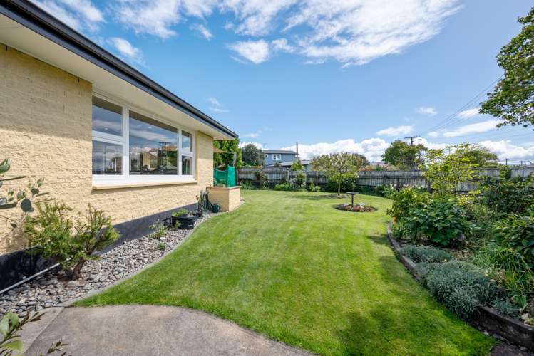 12 Riley Crescent Redwoodtown_37