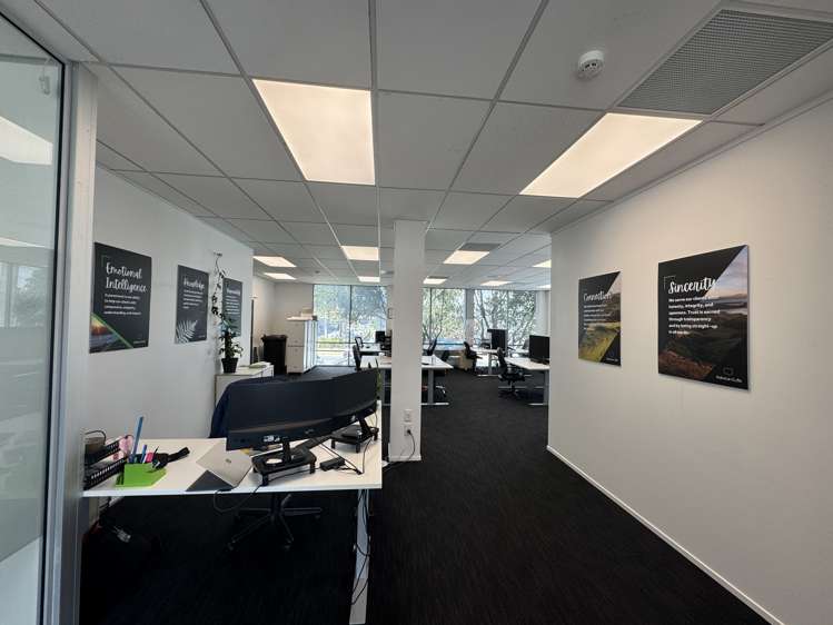 B/33 Apollo Drive Rosedale_3