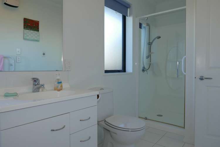 3/16 Grassmere Street Papanui_11