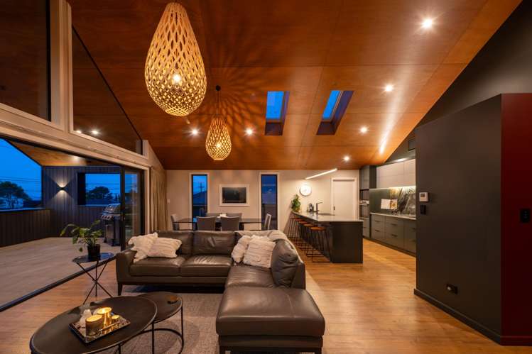 16 Sloane Avenue Tihiotonga_42