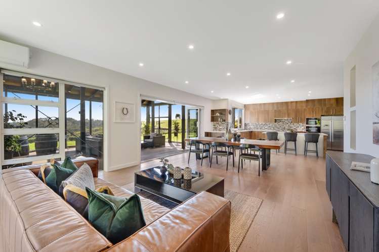 80 Chateau Rise Flat Bush_53