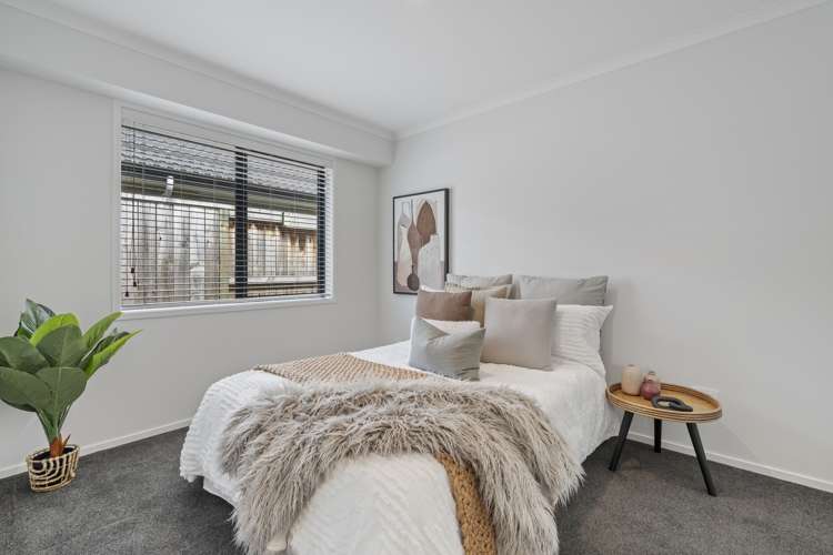 110 Whakaturou Crescent Pyes Pa_13