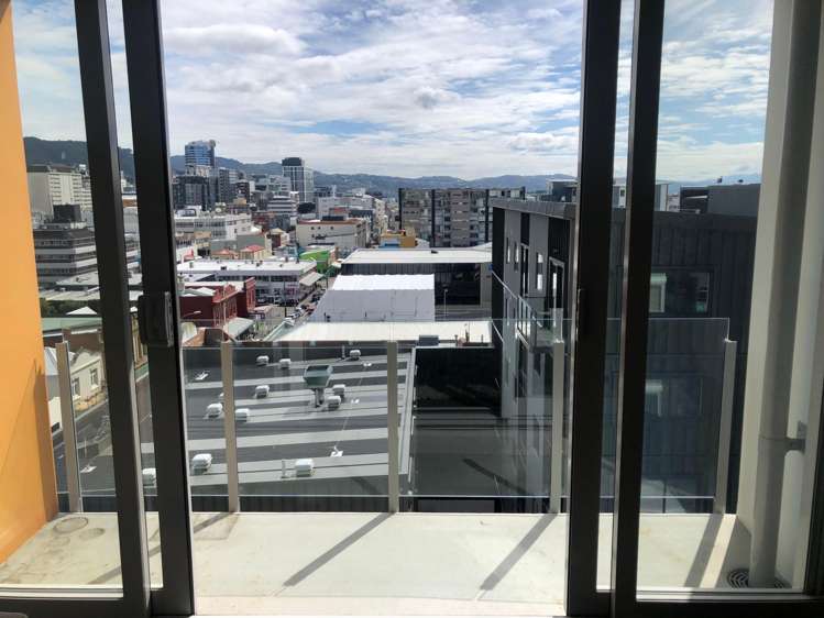 13/2 Torrens Terrace Mount Cook_3