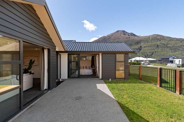 33 Peterley Road Lower Shotover_17