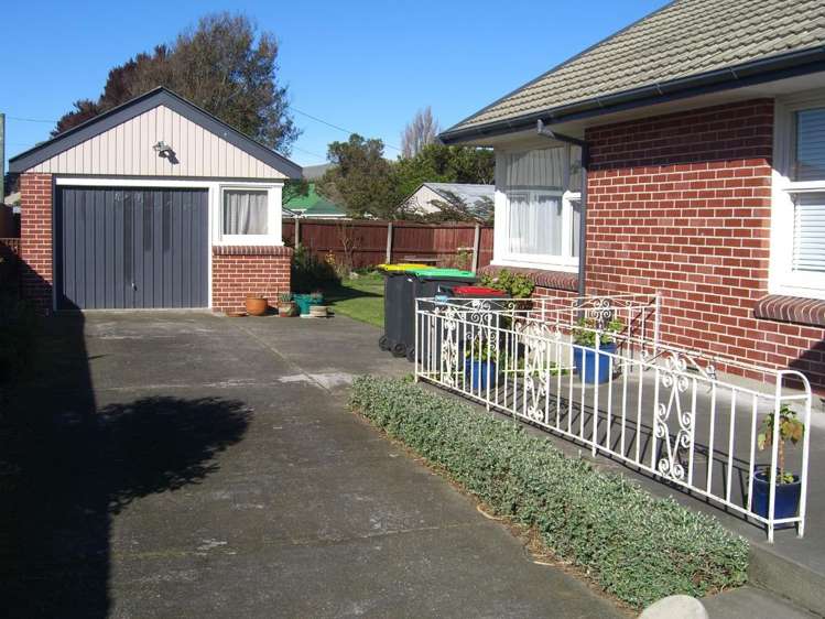 8 Damien Place Bromley_1