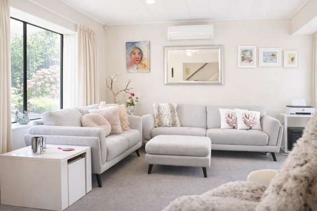 2/102 Manhattan Heights Glendene_3