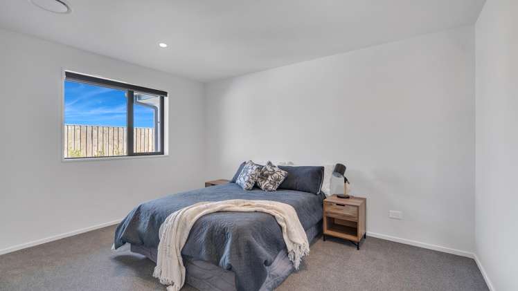 14 Greig Crescent Amberley_21