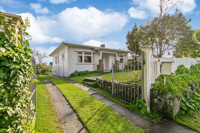 10 Weston Avenue Mount Albert_2